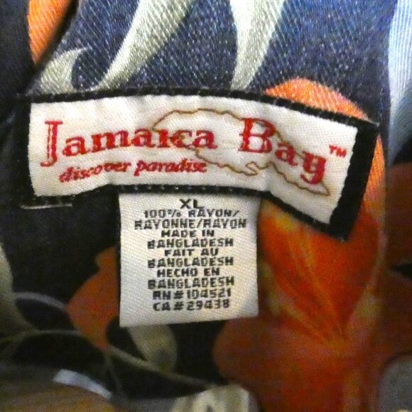 3 for $50💚Jamaica Bay Hawaiian Floral 100% Rayon Vtg Button Cropped Top Size XL - Picture 3 of 3